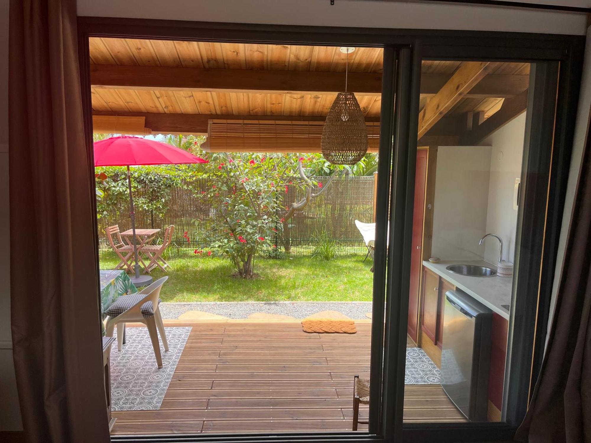 Bungalow Leu Gadiamb แซ็งต์-เลอ ภายนอก รูปภาพ